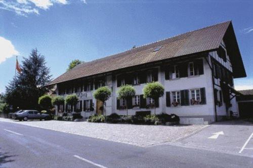 Gasthof Kreuz Muehledorf Buitenkant foto